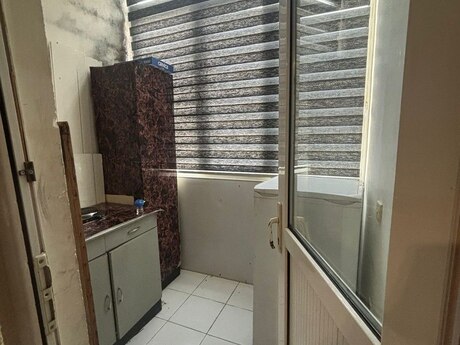 Gənclikdə 2 otaqlı köhnə tikili mənzil kirayə verilir, 70 m², 170 AZN/ay, şəkil 4 / 5