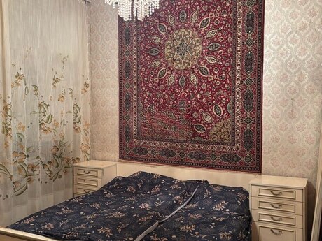 İçəri Şəhərdə 2 otaqlı köhnə tikili mənzil satılır, 55 m², 169 000 AZN, şəkil 2 / 4