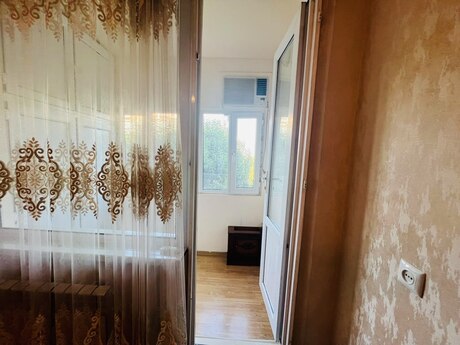 Продаётся 2-комнатная квартира в старом фонде, Memar Əcəmi, 65 м², 165 000 AZN, фото 3 / 12