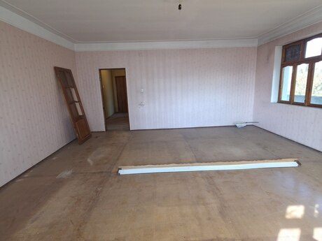 Продаётся 4-комнатная квартира в старом фонде, Bakıxanov, 130 м², 200 000 AZN, фото 4 / 12