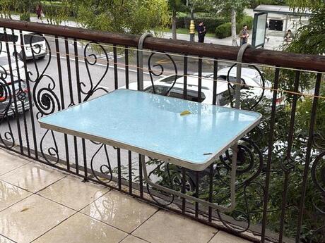 28 Mayda 2 otaqlı köhnə tikili mənzil kirayə verilir, 50 m², 500 AZN/ay, şəkil 3 / 11