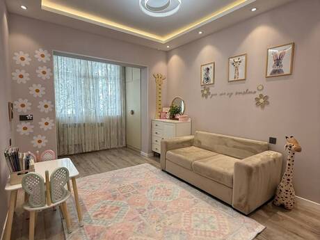 Продаётся 4-комнатная квартира в старом фонде, Həzi Aslanov, 115 м², 310 000 AZN, фото 3 / 12