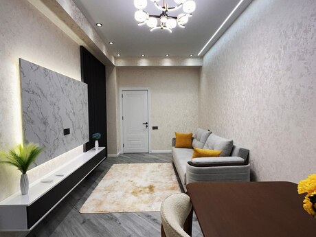 Köhnə Günəşlidə 2 otaqlı yeni tikili mənzil satılır, 62 m², 165 000 AZN, şəkil 2 / 12