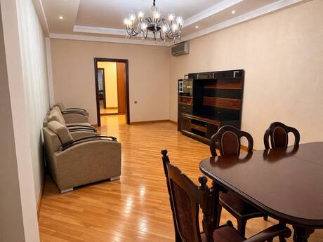3-room new-build apartment for rent in Elmlər Akademiyası, 140 m², 850 AZN/mo, photo 4 / 7