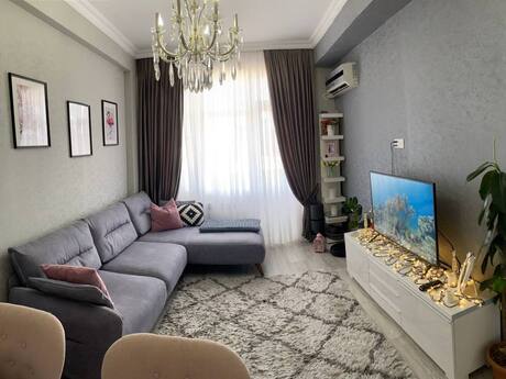 Elan №6553220 - Bakı, Qaraçuxur q., 2 otaqlı, 60 m², 8/16 mərtəbə