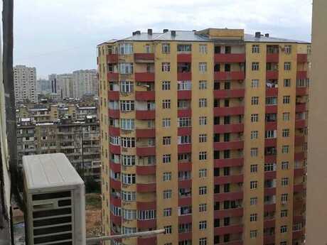 Продаётся 4-комнатная квартира в старом фонде, Yeni Yasamal, 99,2 м², 218 000 AZN, фото 2 / 12