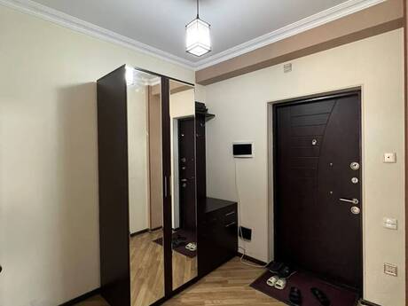 Qurtuluş 93 kompleksində 3 otaqlı yeni tikili mənzil kirayə verilir, 75 m², 450 AZN/ay, şəkil 3 / 11