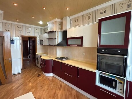 Əhmədlidə 3 otaqlı yeni tikili mənzil kirayə verilir, 90 m², 620 AZN/ay, şəkil 3 / 9