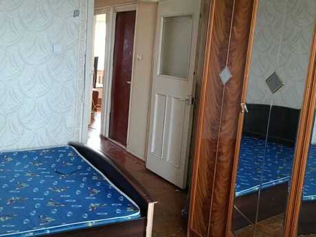 Qara Qarayevdə 2 otaqlı köhnə tikili mənzil kirayə verilir, 60 m², 500 AZN/ay, şəkil 4 / 12