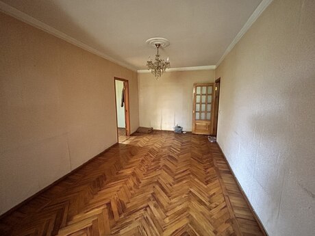 Nizamidə 3 otaqlı köhnə tikili mənzil satılır, 68 m², 172 000 AZN, şəkil 3 / 12