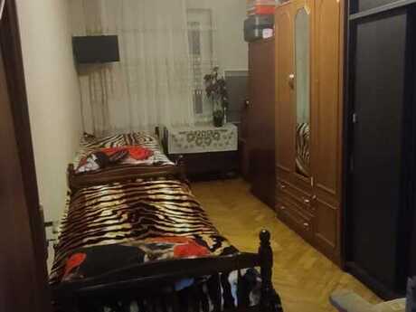 Neftçilərdə 3 otaqlı köhnə tikili mənzil satılır, 67 m², 150 000 AZN, şəkil 2 / 12