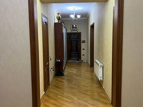 Сдаётся 4-комнатная квартира в новостройке, Nərimanov, 170 м², 1 100 AZN/мес, фото 5 / 12