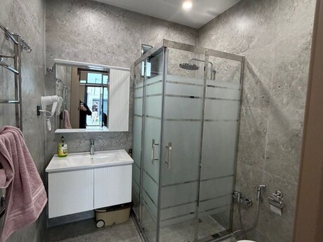 Şüvəlanda 4 otaqlı həyət evi kirayə verilir, 250 m², 150 AZN/ay, şəkil 4 / 12