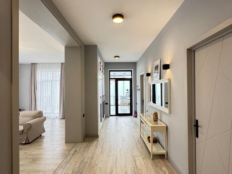 Mərdəkanda 5 otaqlı həyət evi kirayə verilir, 240 m², 1 200 AZN/ay, şəkil 5 / 12