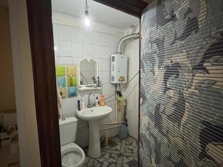 Neftçilərdə 2 otaqlı köhnə tikili mənzil satılır, 56 m², 142 000 AZN, şəkil 5 / 7