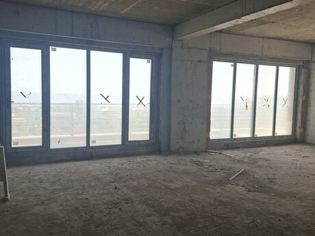 Ağ şəhərdə 4 otaqlı yeni tikili mənzil satılır, 203 m², 870 000 AZN, şəkil 4 / 7