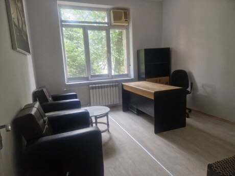Elan №6553728 - Bakı, Nizami m., 4 otaqlı, 80 m²