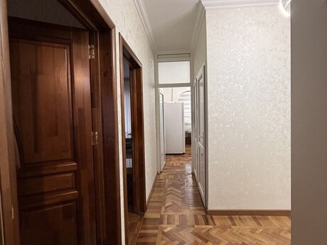 Həzi Aslanovda 3 otaqlı köhnə tikili mənzil satılır, 70 m², 204 000 AZN, şəkil 3 / 12