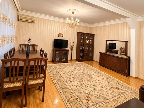 Gənclikdə 5 otaqlı köhnə tikili mənzil satılır, 120 m², 342 000 AZN, şəkil 5 / 12