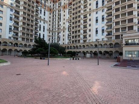 4 otaq · 200 m²