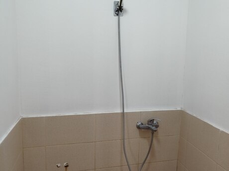 Mərdəkanda 2 otaqlı köhnə tikili mənzil kirayə verilir, 35 m², 300 AZN/ay, şəkil 5 / 9