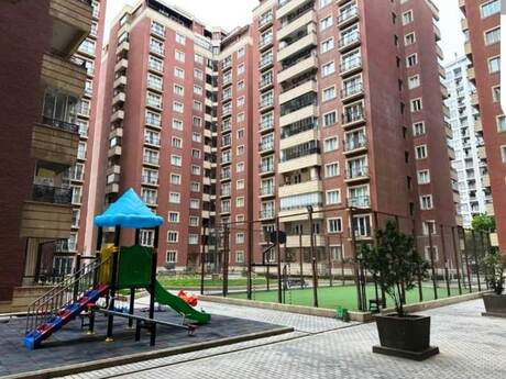 Elan №6553853 - Bakı, 28 May m., 4 otaqlı, 200 m², 10/17 mərtəbə