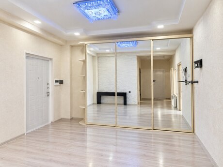 Elan №6553908 - Bakı, Yasamal r., 4 otaqlı, 140 m², 16/18 mərtəbə