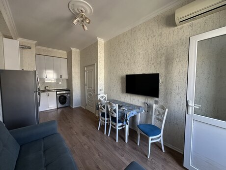 2 otaq · 45 m² · 15/18 mərtəbə, Yeni Günəşli