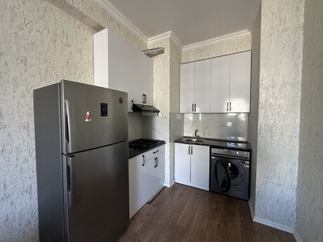 Yeni Günəşlidə 2 otaqlı yeni tikili mənzil kirayə verilir, 45 m², 520 AZN/ay, şəkil 2 / 7