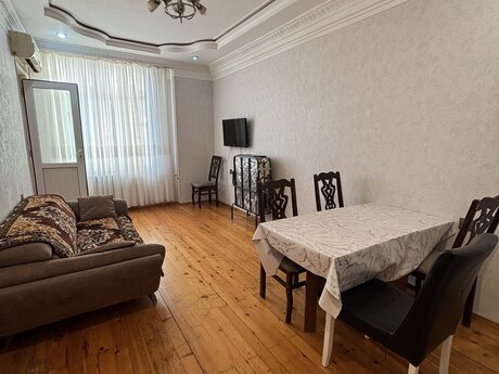 2 rooms · 60 m² · floor 8/17, Həzi Aslanov