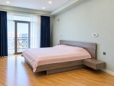 3-room new-build apartment for sale in Şah İsmayıl Xətai, 119 m², 550 000 AZN, photo 3 / 5