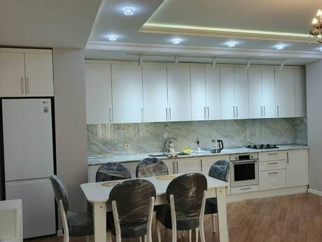 Объявление №6554184 - Баку, пос. Бадамдар, 3-комн., 107 м², 3/5 этаж