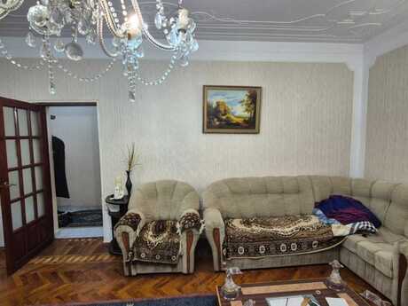 Сдаётся 3-комнатная квартира в старом фонде, Nizami, 80 м², 800 AZN/мес, фото 3 / 9