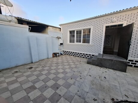 Elan №6554190 - Bakı, Bayıl q., 4 otaqlı, 100 m²