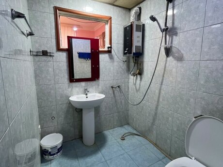 Nəriman Nərimanovda 1 otaqlı köhnə tikili mənzil kirayə verilir, 40 m², 500 AZN/ay, şəkil 5 / 6