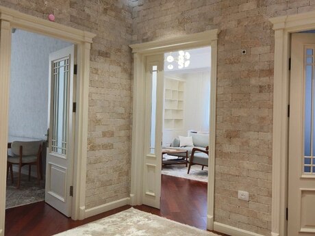 7 Points kompleksində 4 otaqlı yeni tikili mənzil kirayə verilir, 187 m², 3 500 AZN/ay, şəkil 4 / 9