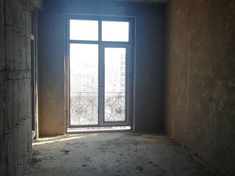 Ağ şəhərdə 5 otaqlı yeni tikili mənzil satılır, 228 m², 999 000 AZN, şəkil 4 / 9