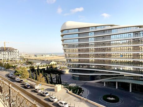 Ağ şəhərdə 5 otaqlı yeni tikili mənzil satılır, 228 m², 999 000 AZN, şəkil 5 / 9