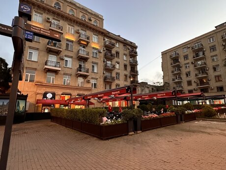 Объявление №6554434 - Баку, м. Низами, 4-комн., 115 м², 2/5 этаж