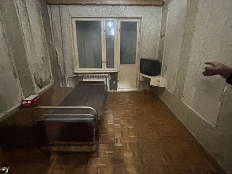Qara Qarayevdə 3 otaqlı köhnə tikili mənzil kirayə verilir, 80 m², 150 AZN/ay, şəkil 2 / 9