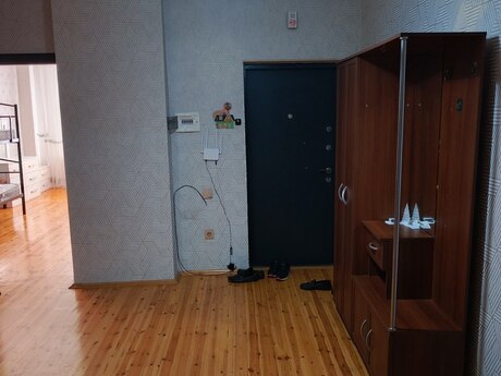 8-ci kilometrdə 2 otaqlı yeni tikili mənzil kirayə verilir, 105 m², 750 AZN/ay, şəkil 2 / 12