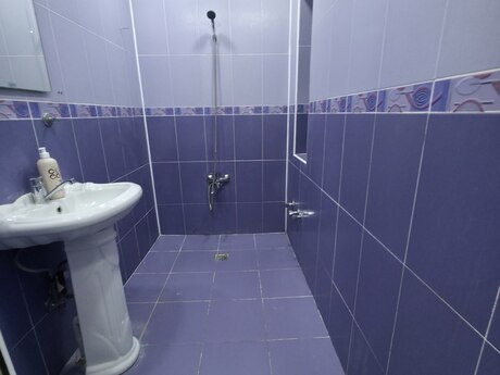 Bakıxanovda 2 otaqlı köhnə tikili mənzil kirayə verilir, 60 m², 550 AZN/ay, şəkil 2 / 8
