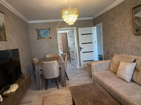 3 otaq · 63 m² · 4/4 mərtəbə, Əmircan