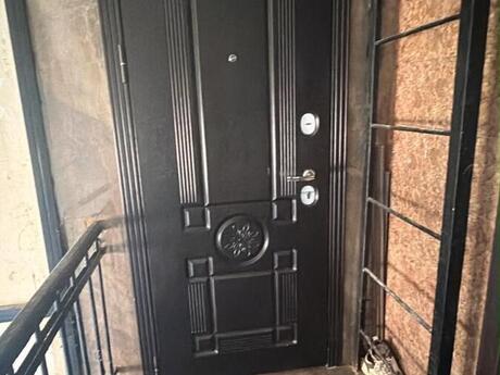 Əmircanda 3 otaqlı köhnə tikili mənzil satılır, 63 m², 155 000 AZN, şəkil 5 / 12