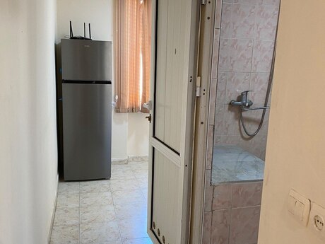 Nizamidə 2 otaqlı köhnə tikili mənzil kirayə verilir, 55 m², 650 AZN/ay, şəkil 5 / 10