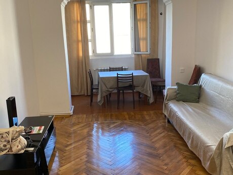 2 otaq · 55 m² · 4/5 mərtəbə, Nizami