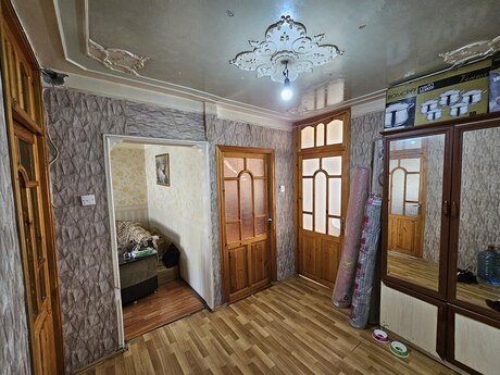 Binədə 5 otaqlı köhnə tikili mənzil satılır, 120 m², 140 000 AZN, şəkil 4 / 12