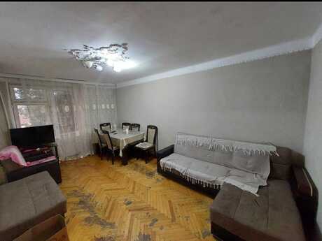 Bakmildə 2 otaqlı köhnə tikili mənzil kirayə verilir, 47 m², 600 AZN/ay, şəkil 3 / 4