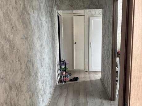 9-cu mikrorayonda 2 otaqlı köhnə tikili mənzil satılır, 65 m², 185 000 AZN, şəkil 4 / 12