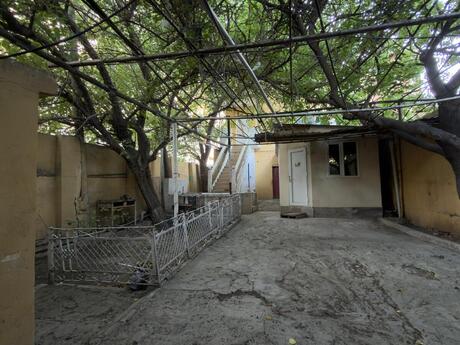 28 Mayda 6 otaqlı həyət evi kirayə verilir, 200 m², 1 000 AZN/ay, şəkil 3 / 12